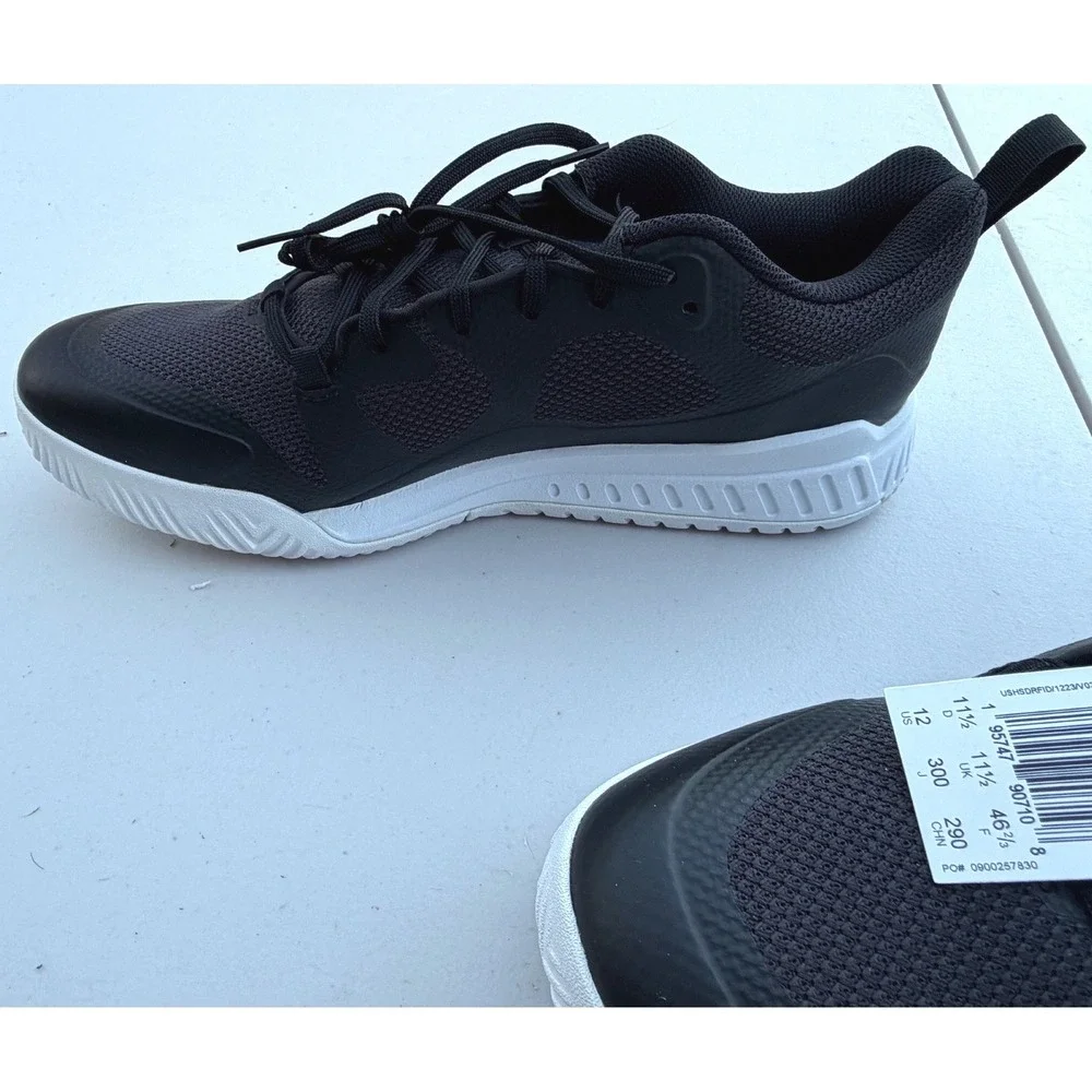 adidas lightweight athletic